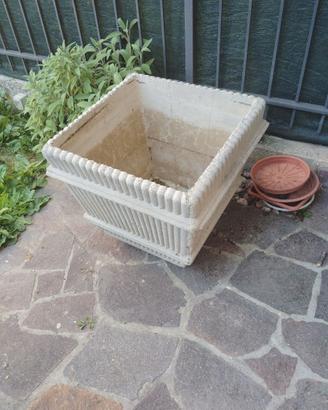 Vaso in cemento
