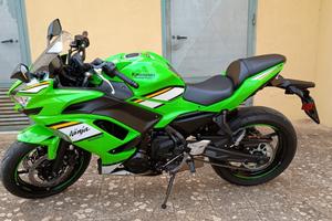 Kawasaki Ninja 650 - 2025