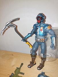 Statuetta The Visitor Fortnite 
