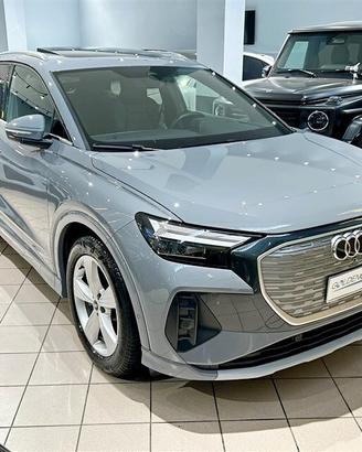 Audi Q4 50 e-tron quattro Business Advanced