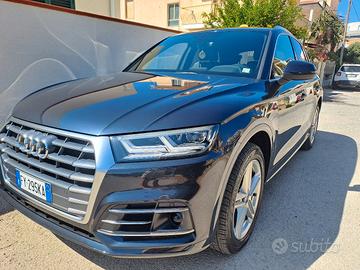 AUDI Q5 S-LINE