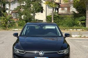 Volkswagen Golf 8