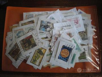 Francobolli Repubblica Italiana usati su frammento