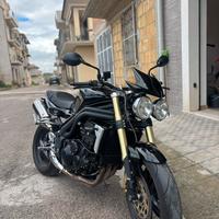 Triumph Speed triple