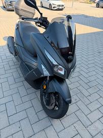 Kimco xtown 300i