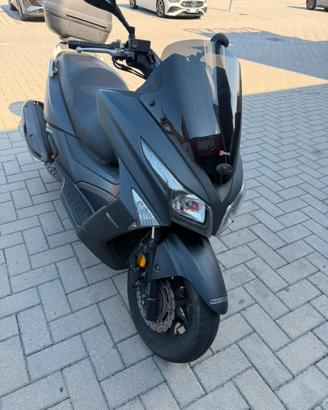 Kimco xtown 300i