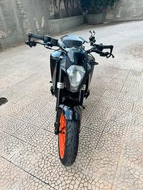 Ktm duke 390 ?