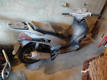 Beverly 200