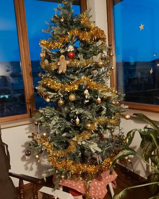 Albero di Natale innevato 180 cm con decorazioni d