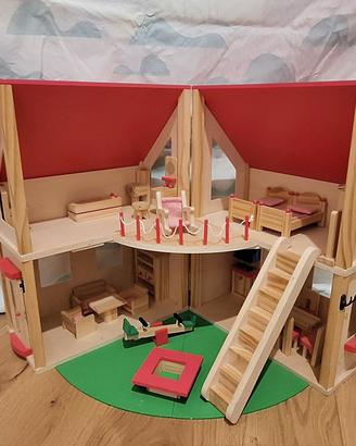 casetta bambole di legno 