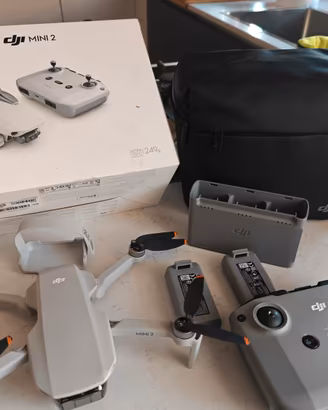 DJI Mini 2 Fly More Combo