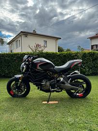 Ducati Monster 821 Stealth