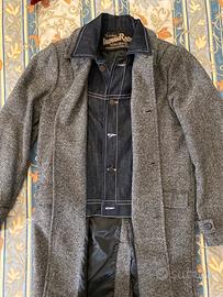 Cappotto grigio con inserto in jeans