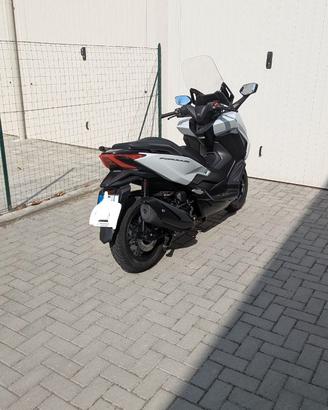 Honda Forza 350