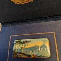 tasto di pianoforte dipinto a mano 