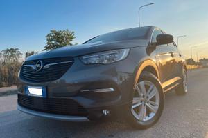 OPEL Grandland - AT8