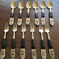 Set di forchette e cucchiaini