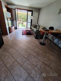 Lissone bilocale arredato