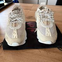 Versache chain reaction