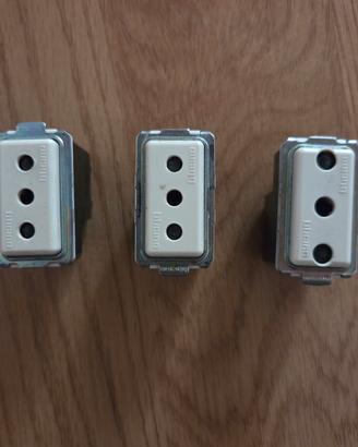 Prese elettriche 