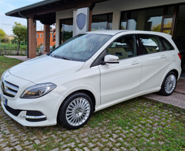 Mercedes-Benz B 200 METANO Premium / 17"/Bi-xeno
