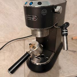 Macchinetta caffe De Longhi + 8 cialde