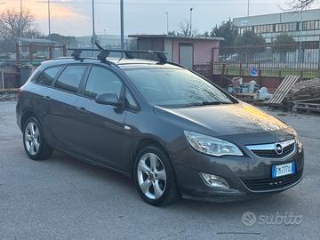 Opel Astra IDEALE X INEOPATENTATI