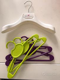 Grucce per abiti da bambini