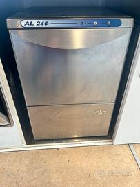 Lavabicchieri semi funzionante