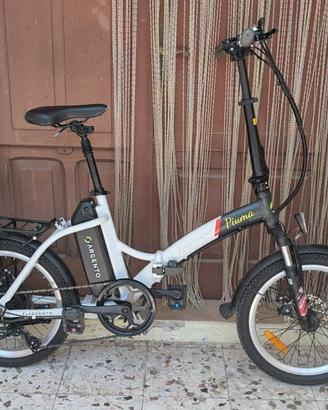E-Bike pieghevole Argento Piuma S