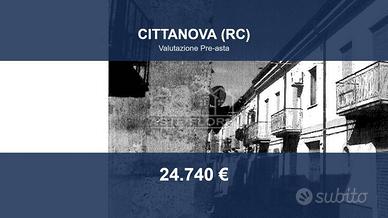 Immobile in asta di 298 m² con più di 5 locali a C