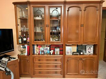 Mobile vetrina da soggiorno