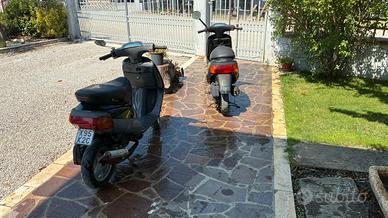 2 Piaggio Zip