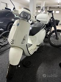 Vespa 50