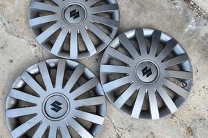 Set n.4 copricerchi da 15 originali Suzuki