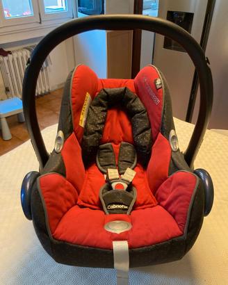 Maxi Cosi Cabrio Fix (ovetto/seggiolino gruppo 0+)