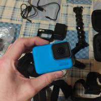 GoPro Hero5  +accessori 