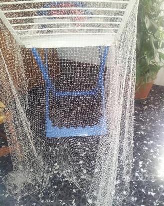 Rete da pesca con piombi