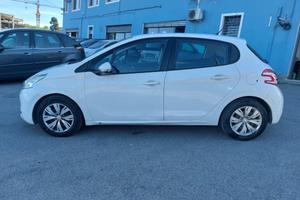 PEUGEOT 208 1.2 e-VTi 82CV