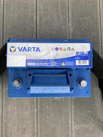 Batteria seminuova 12v 60 AH VARTA