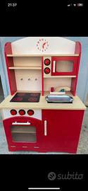 cucina da bimbo in legno