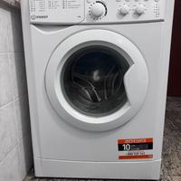 Lavatrice Indesit 7 kg EWC 71252 W IT N