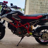 Ducati hypermotard 1100evo
