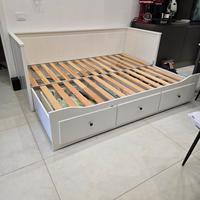 IKEA HEMNES + 2 materassi MALFORS