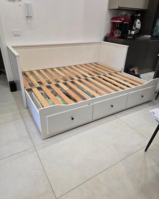 IKEA HEMNES + 2 materassi MALFORS