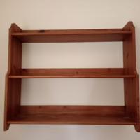 Scaffale in legno