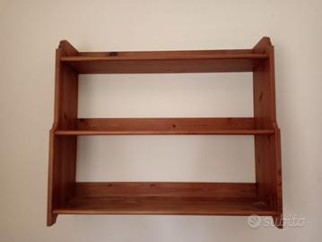 Scaffale in legno
