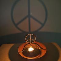 Portacandele con simbolo pace