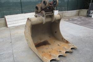 Sgancio rapido idraulico con benna