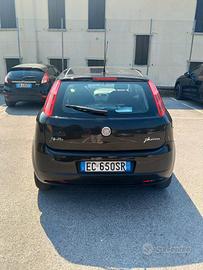 per neopatentati con €15 fai 330km 